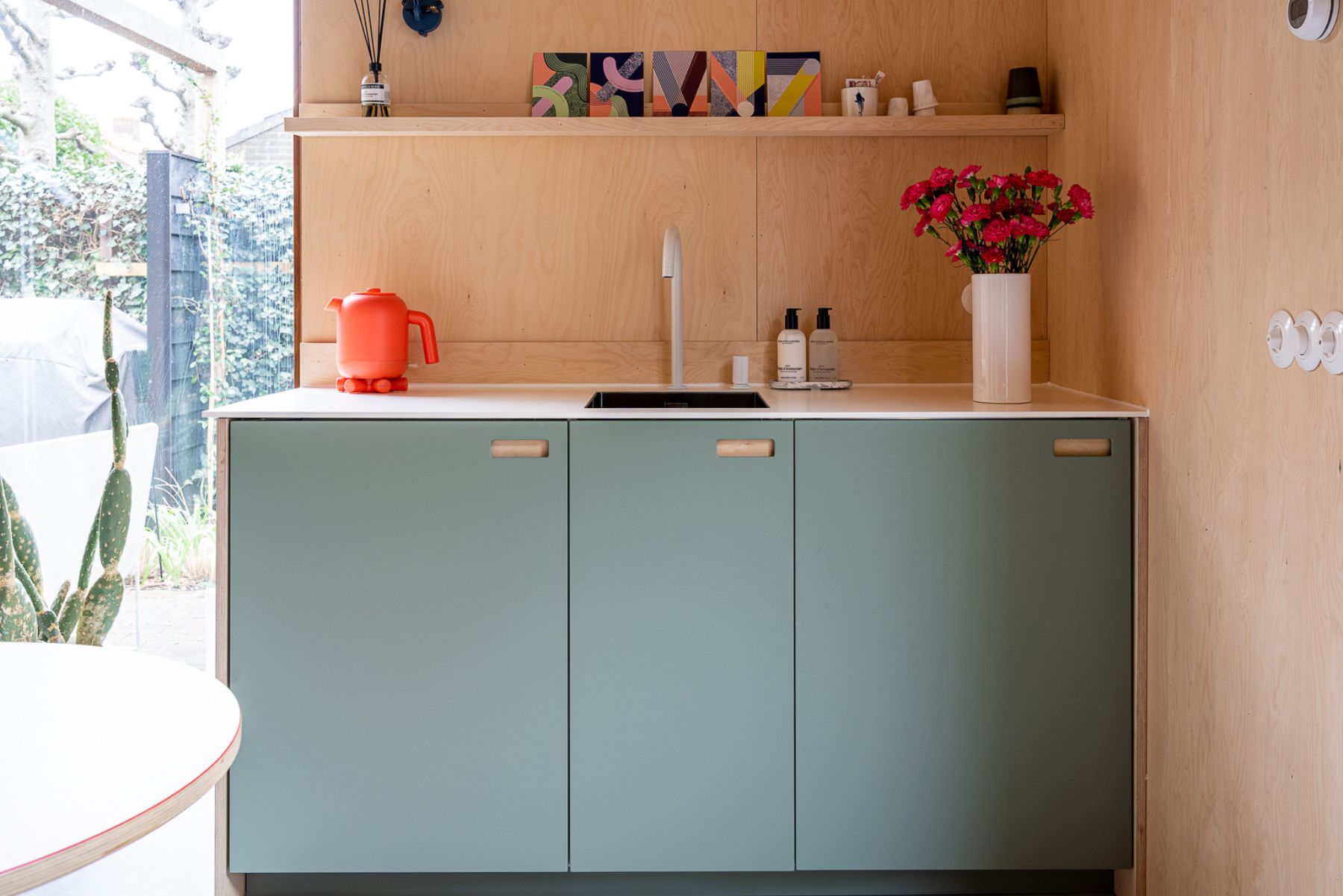 RAW MDF Kitchen fronts with Getacore worktop by BABOON